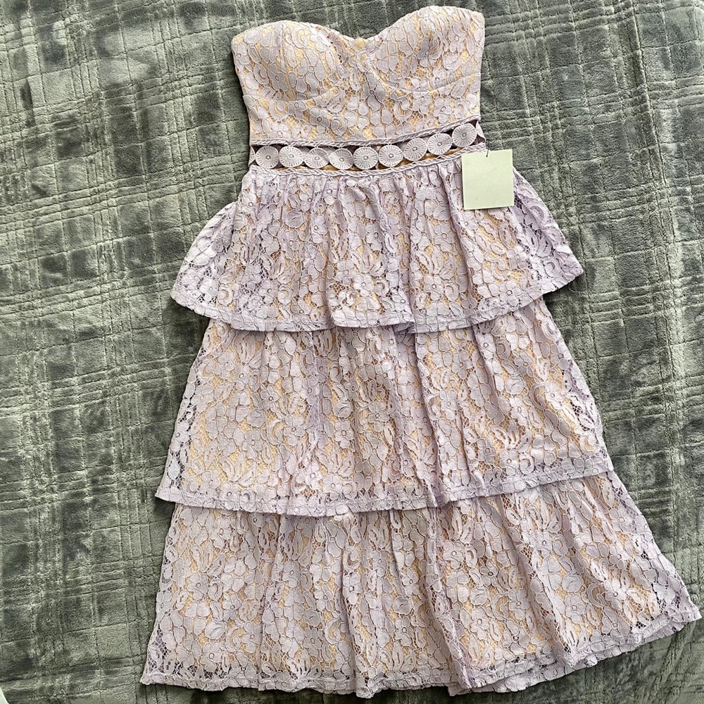 LULUS DRESS - Picture 3 of 3